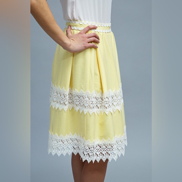 SALE! ENGLISH FACTORY LACE SKIRT “ISABELLE” NWT - Picture 4 of 4